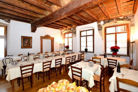 Ristorante in venditaReggio Emilia - Centro Storico