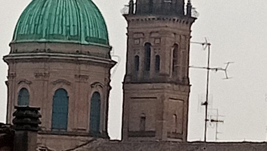 App.to su 2 livelli in venditaReggio Emilia - Centro Storico