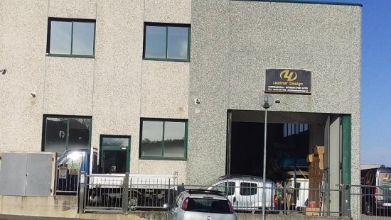Capannone artigianale in affittoVezzano Sul Crostolo - Industriale