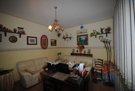 App.to 4 camere in venditaReggio Emilia