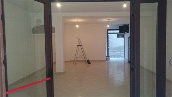 Ufficio/laboratorio/magazzino in venditaReggio Emilia - Centro Storico