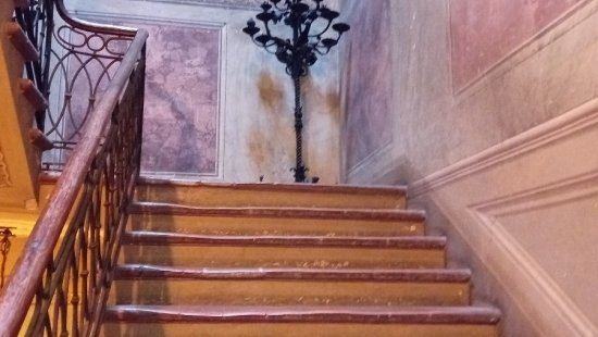 App.to 4 camere in venditaReggio Emilia - Centro Storico
